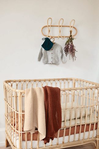 Ridge Blanket - Mother Knitter | Sandnes Garn Yarn in USA