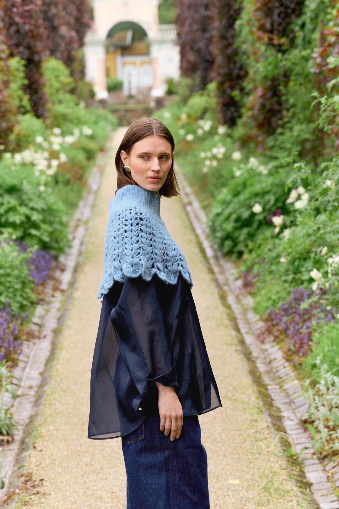 FLOWERFIELD PONCHO - Image 3