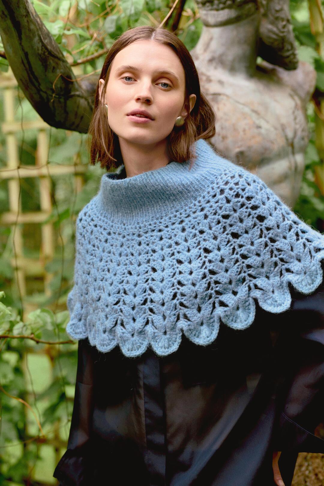 FLOWERFIELD PONCHO - Image 2